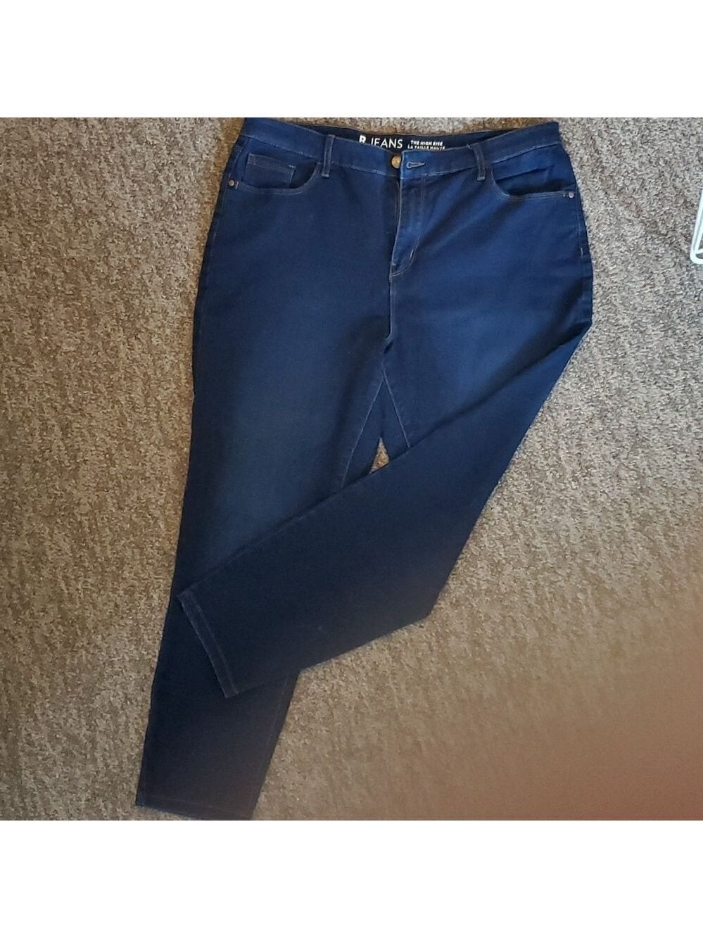 Ladies jeans size 33
